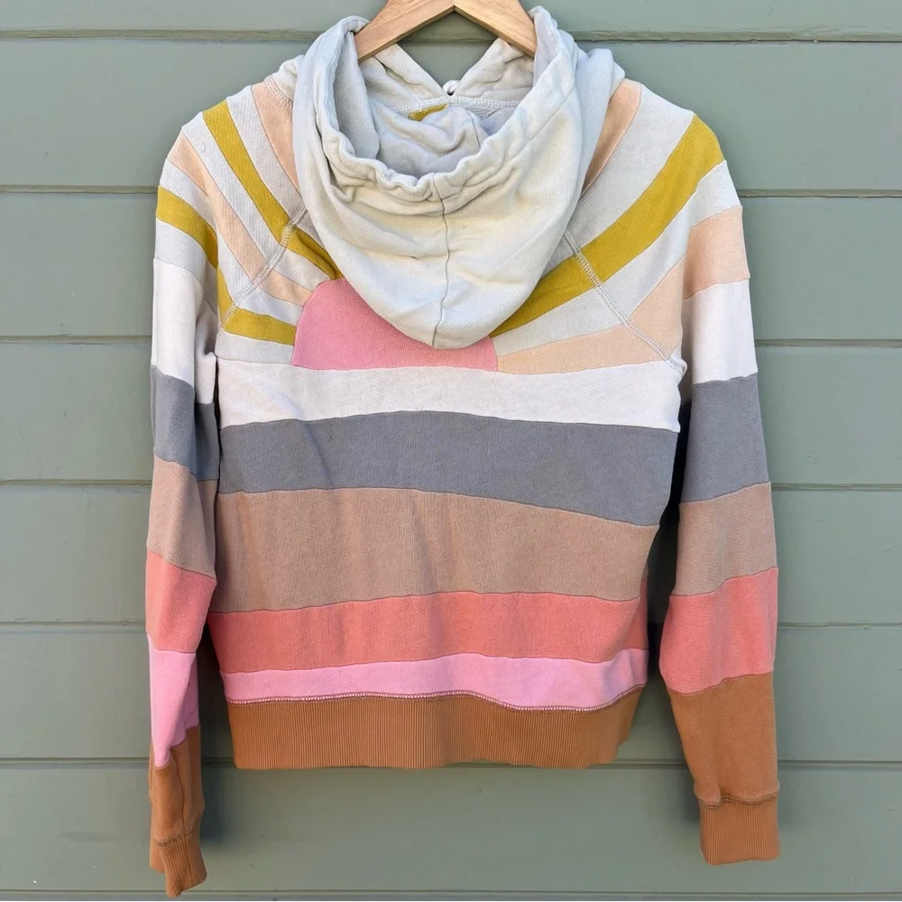 Faherty M Soleil Island Sunset Hoodie - Picture 14 of 16